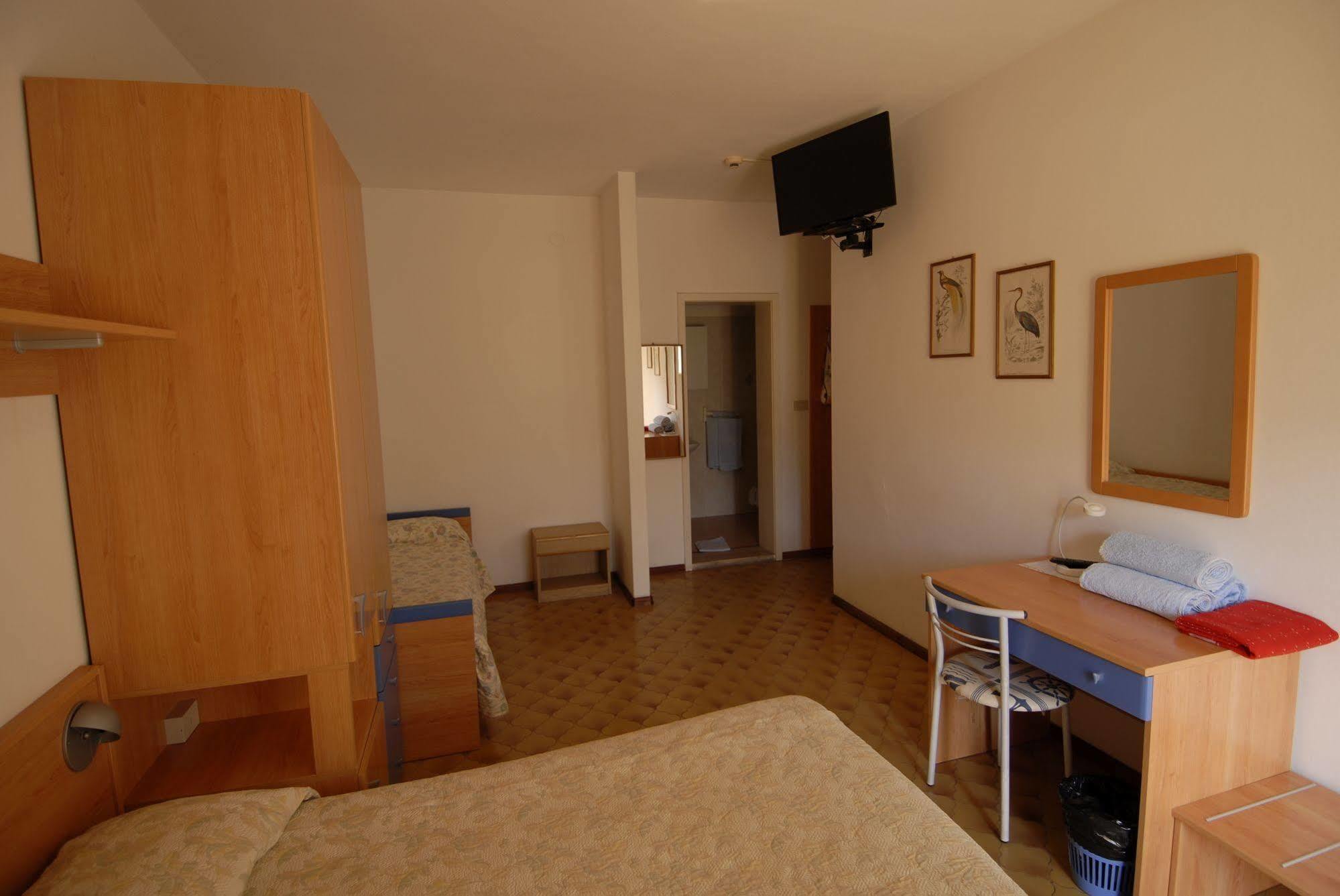 Albergo Alla Nave لينانو سابيادورو المظهر الخارجي الصورة